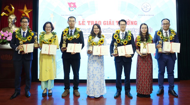 10 tài năng khoa học công nghệ trẻ được trao giải Quả Cầu Vàng 2019 - 1